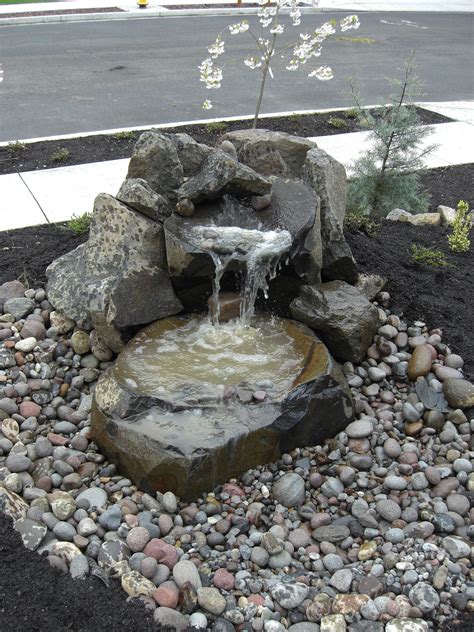 16+ Backyard Water Fountains Diy - Home Decor Ideas