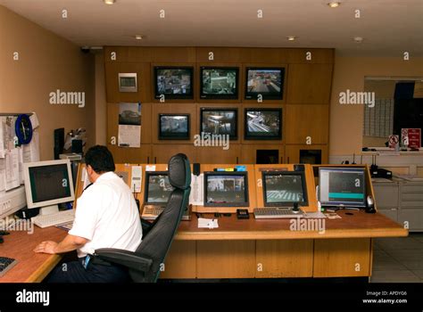 Cctv control room hi-res stock photography and images - Alamy