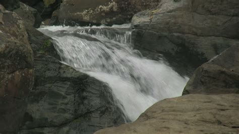 Yinlianzhui Waterfalls In Huangguoshu National Park, Guizhou Province ...