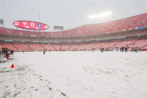 Report: 15 People Were Hospitalized From Chiefs vs. Dolphins Game - The ...