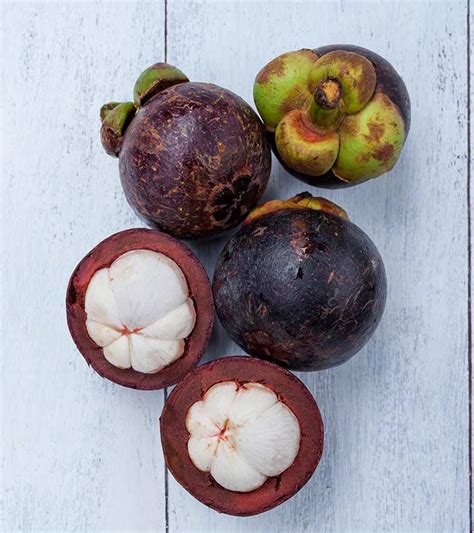 8 Health Benefits Of Mangosteen, Nutrition, And How To Eat It