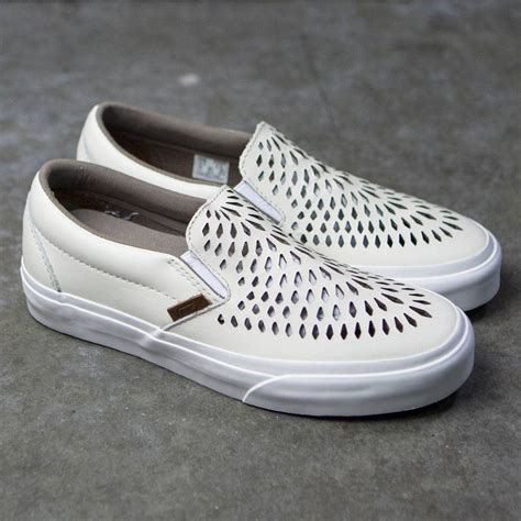 Vans Men Classic Slip-On Dx - Havana Perforated Leather white