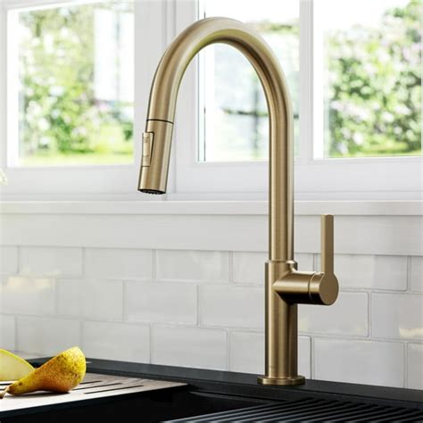 Kraus Oletto Single Handle Pull-Down Kitchen Faucet in Spot Free ...