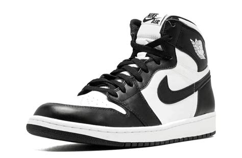 Best Fake Air Jordan 1 Retro High OG "Black/White" 555088-010 - SneakerReps