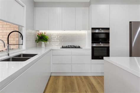 Modern Kitchen Design White Cabinets