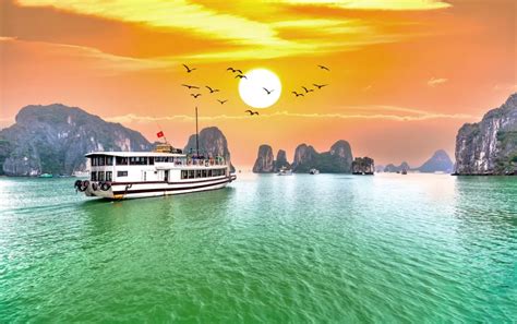 Here’s How You Can Plan a Ha Long Bay Cruise | Veena World