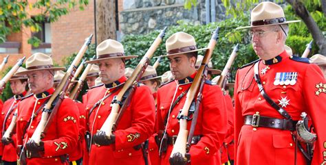 Rcmp Uniform - Ric Hall: RCMP Female Uniform | RCMP Veterans ...