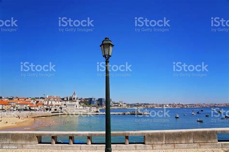 Cascais Narrow Streets In The Old Town Stock Photo - Download Image Now ...