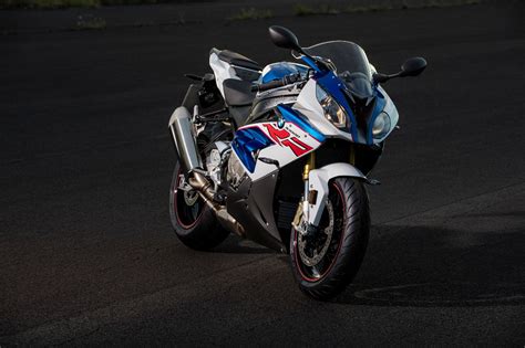 BMW S1000RR front three quarter studio MY 2017