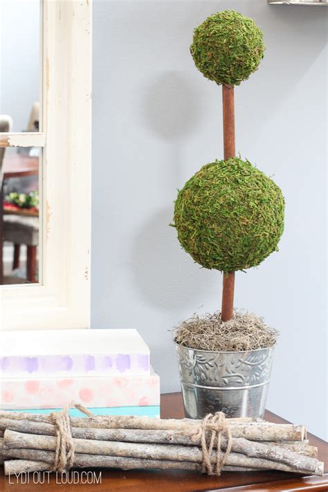 12 Easy Craft Ideas Using Moss