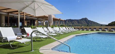 Queen Kapiolani, Honolulu Review | The Hotel Guru