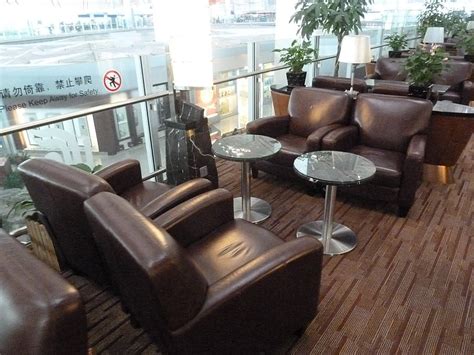 PEK: Air China Business Terminal 3 Lounge Beijing reviews | Loungeindex ...