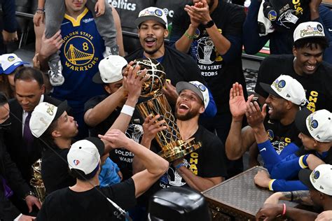 Warriors’ Stephen Curry named NBA Finals MVP | PinoyFeeds