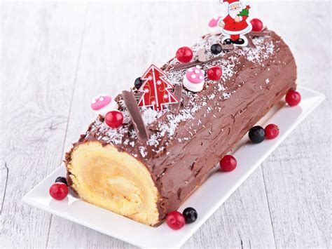 Bûche de Noël tiramisu : Recette de Bûche de Noël tiramisu