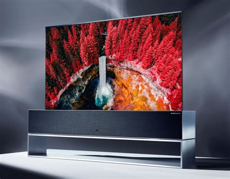 LG Rollable TV: Signature OLED TV R Will be up for Purchase This Year