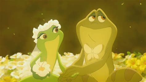 Disney Couples Image: Tiana & Prince Naveen in "The Princess and the ...