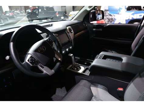 2020 Toyota Tundra: 307 Interior Photos | U.S. News