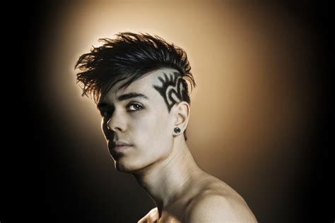 7 Modern and Cool Hairstyles for Men - Tony Shamas Hair Salon & Laser