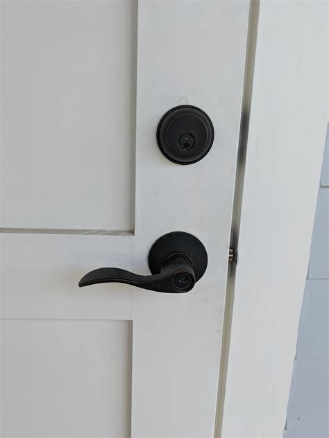 Best bolt or lock for this configuration : r/homeautomation