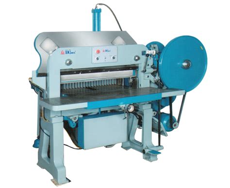 Paper Cutting Machine : paper rulling machine mfg