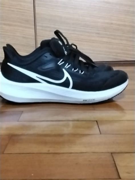 Nike pegasus, Women's Fashion, Footwear, Sneakers on Carousell