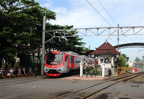 Kereta Rel Listrik Hadir di Yogyakarta-Solo | Kereta Anak Bangsa