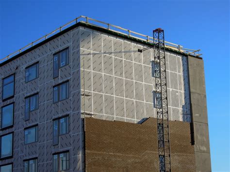 Importance of insulating buildings - design