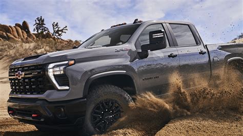 2024 Silverado HD ZR2 Gives Chevy's Heavy-Duty Pickup An Off-Road Upgrade