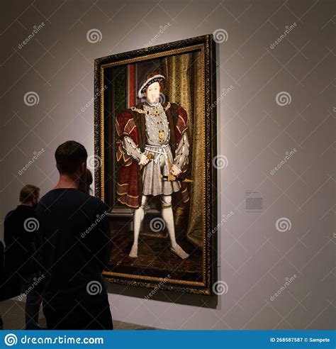 Visitors To the Met`s Tudor Gallery Admire a Full Length Portrait of ...