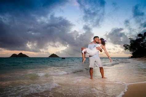 Oahu Romantic Couples Beach Photographer — Oahu Pro Photography