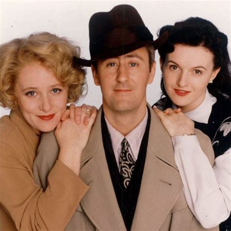 Goodnight Sweetheart reunion pictures - The cast of Goodnight ...