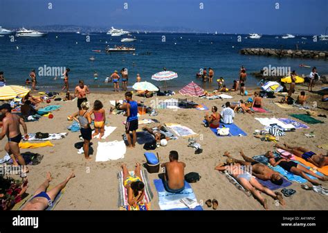 Plage de Pampelonne Côte d'Azur Saint Tropez France Beach Stock Photo ...