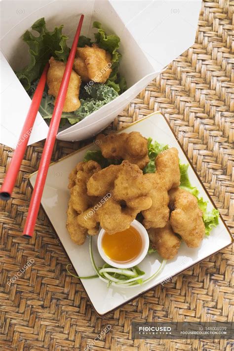 Asian chicken nuggets — Ready To Eat, nobody - Stock Photo | #148008939