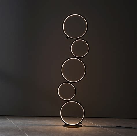 Emrys: LED Circle Floor Lamp - Modern Floor Lights For Bedroom - Black ...