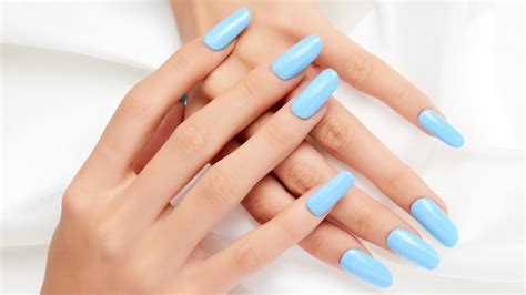 Color Expert Explains Why Sky Blue Nails Are Trending on TikTok