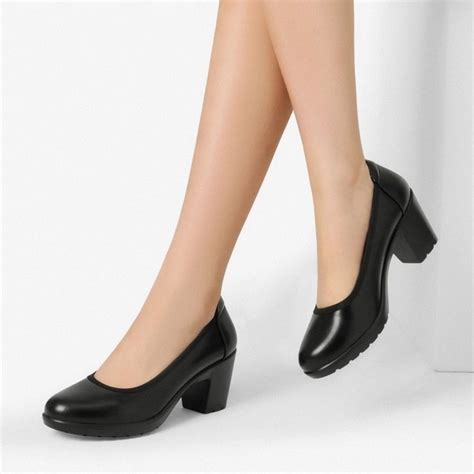 7 Comfortable Walking Shoes with Arch Support For Women-Dream Pairs