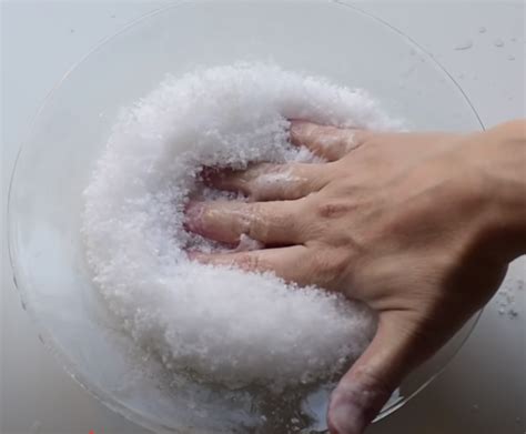 HOW TO MAKE ICEE SNOW FIZZ SLIME