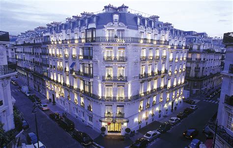 La Trémoille | Five Star Paris Hotel | Luxury Hotels in Paris