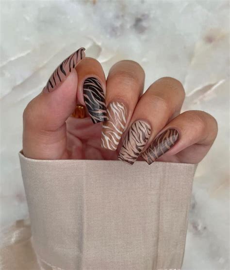 Brownish Tiger Stripe Nails Pictures, Photos, and Images for Facebook ...