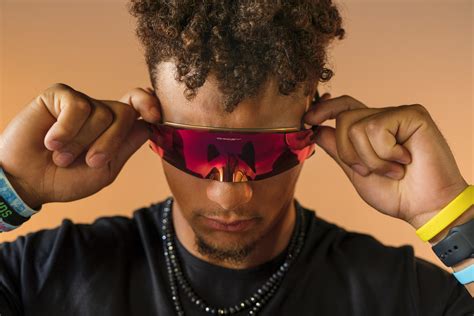 Oakley's new frameless sunglasses are strong enough for Olympic ...