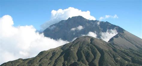 Mount Meru Climb - Climbing Kilimanjaro