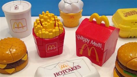 Vintage Collectible Group of McDonalds Memorabilia - craibas.al.gov.br