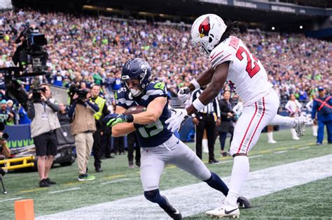 Seattle Seahawks Jake Bobo Makes Catch of the Year vs Arizona Cardinals ...