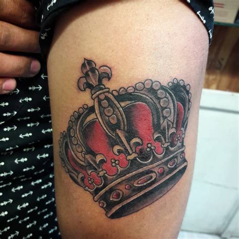 80+ Noble Crown Tattoo Designs – Treat Yourself Like Royalty