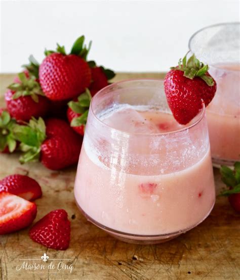 Strawberry Gin Cocktail - Sweet, Creamy & Refreshing!