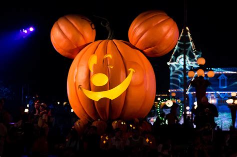 Disneyland Releases Dates for 2017 Mickey's Halloween Party