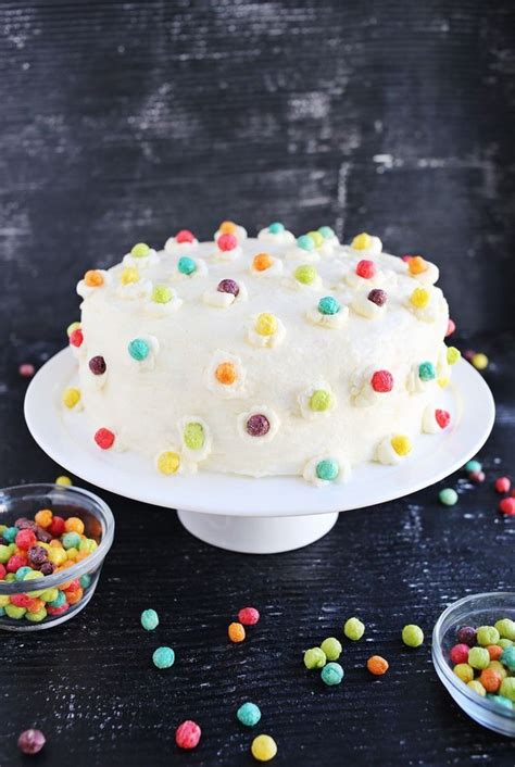 25+ Insanely Creative Ways To Decorate A Cake That Are Easy AF