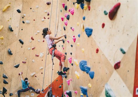 Indoor Rock Climbing Spots for Chicagoland Kids - Chicago Parent