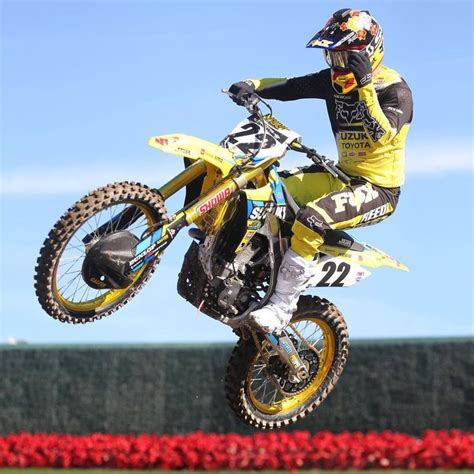 Retro Fox Racing Gear for Motocross Enthusiasts