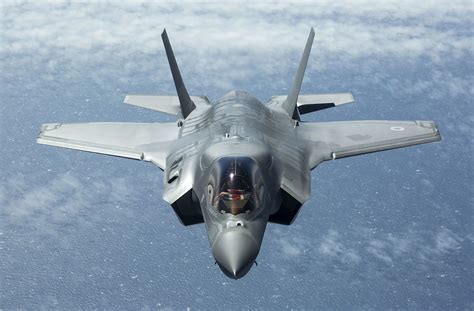 Lockheed Martin F-35 Lightning Ii Jet Fighter Wallpapers - F35 ...